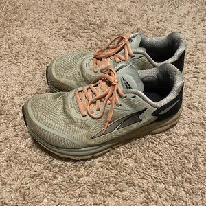 Women’s altra Torin running shoes